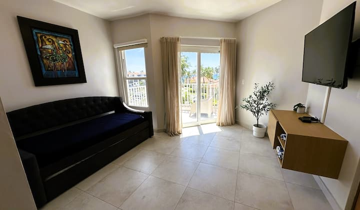Calm Tropical Oceanfront Minimalist Condo Hideout - Yabucoa