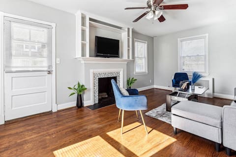 Single-Family | Kingbed | Free parking | Near DC