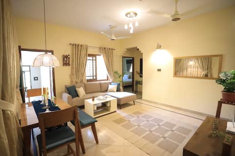 Stylish 1-Bed | Balcony, Kitchen