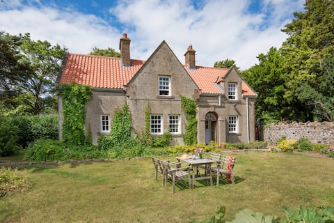 Hethpool Cottage: stunning National Park property