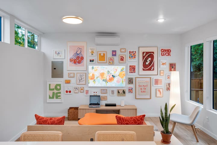 Stylish 2BR Duplex Near Alberta Arts District