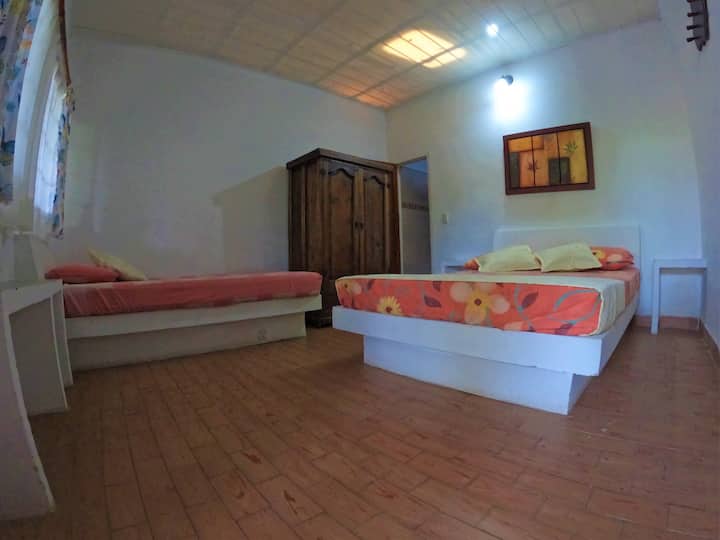 Dhomë për 3 persona