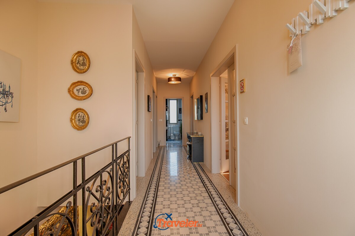 Vila Okra · Villa with pool,view. near beach