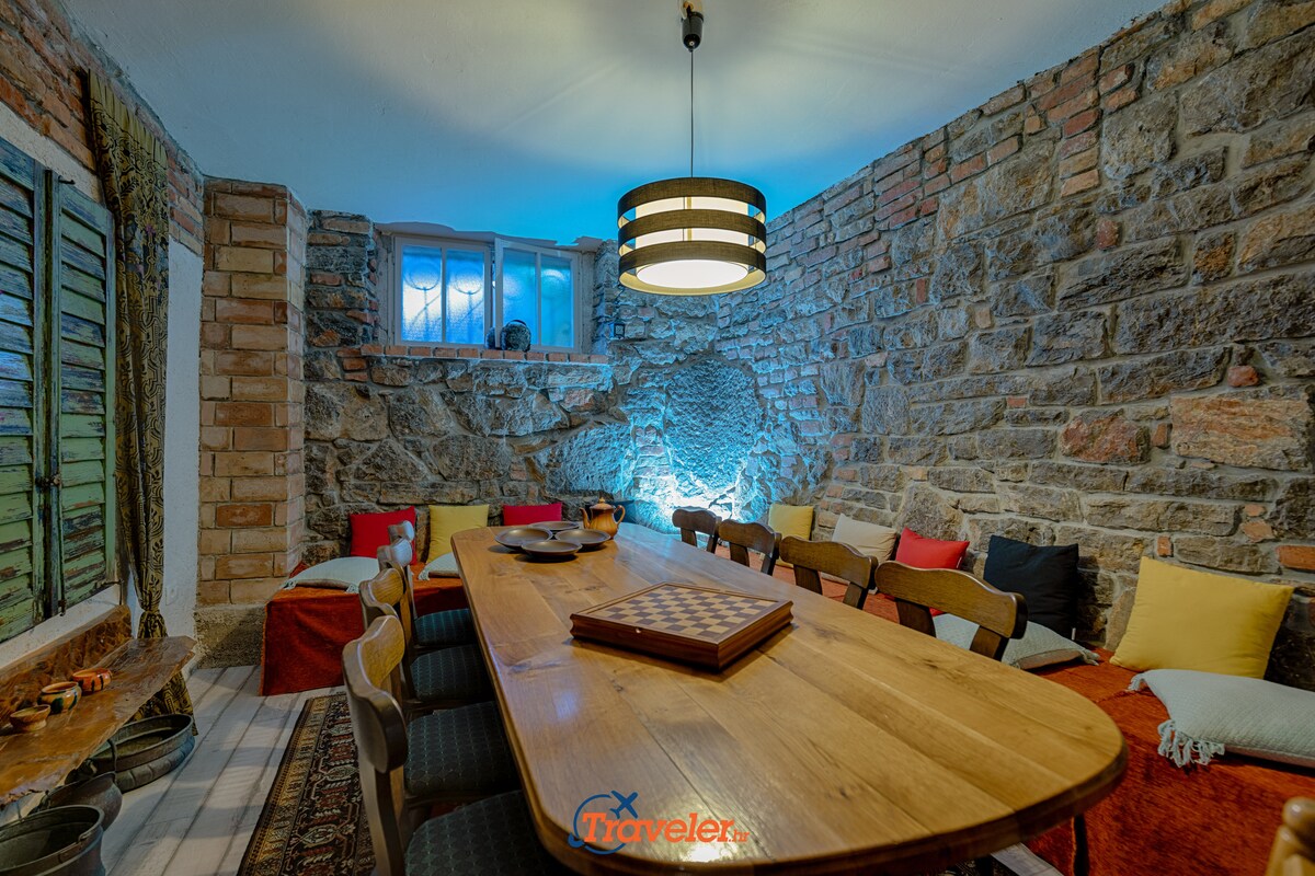 Vila Okra · Villa with pool,view. near beach