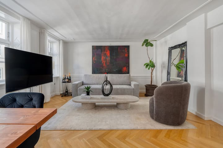 Central og charmerende lejlighed
