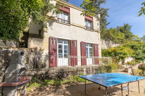 Le Clos de la Cisse – Semi-troglodyte house