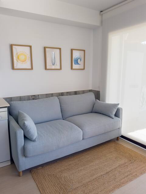 Top Airbnb: Beachfront Apartment en Castelldefels