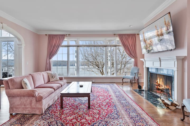 Charming And Spacious Getaway - Ithaca, NY