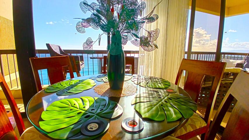 #1 Penthouse Oceanfront Waikiki gallery image 2