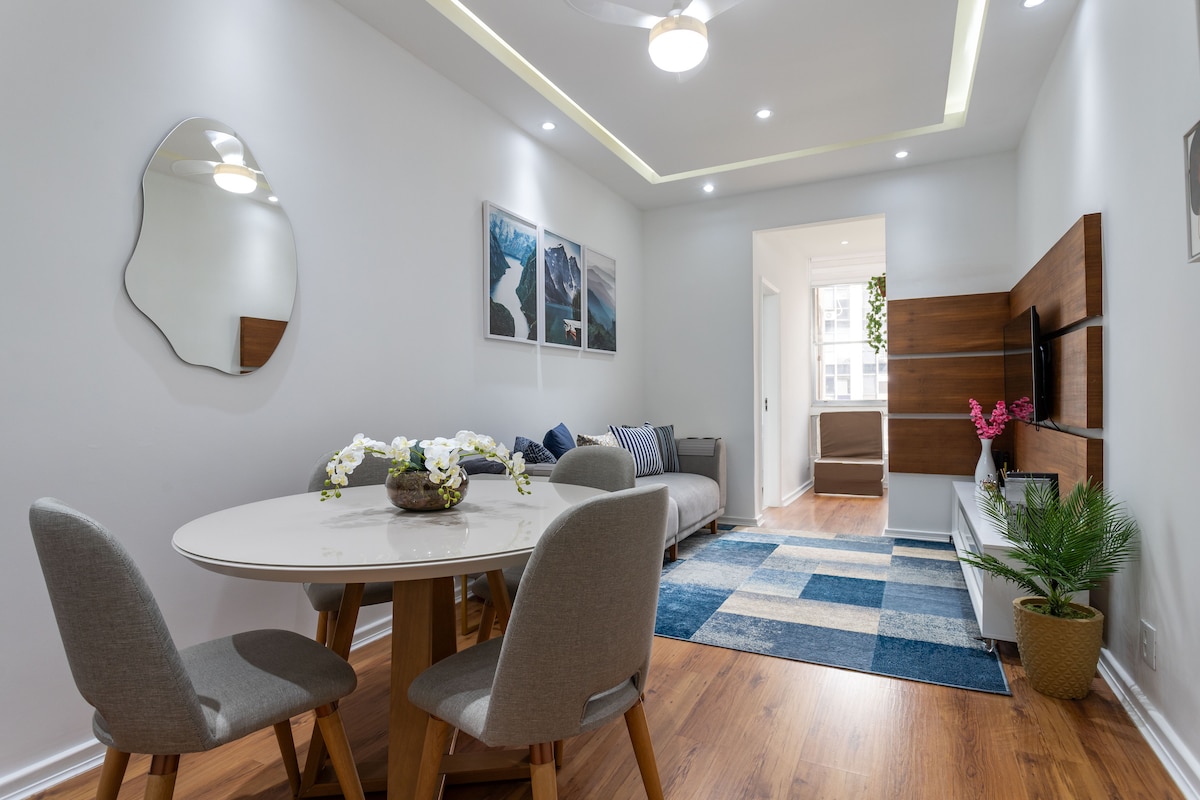 Top Airbnb: Botafogo| 2 bedrooms with garage 1-min walk to the subway in Botafogo