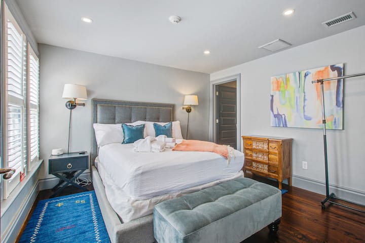 Საძინებელი #1: საწოლი 152 × 203 სმ