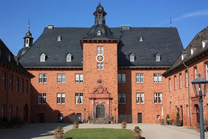 Luxuswohnung Im Schloss Sauerland - Kirchhundem