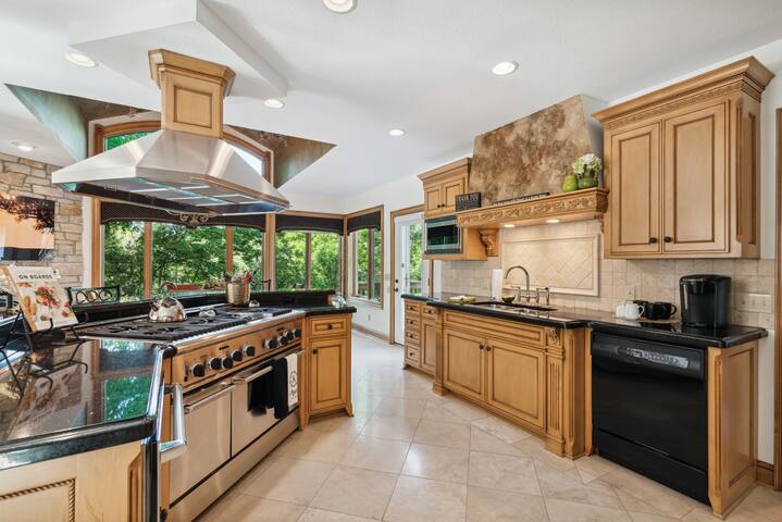 Private Home Retreat – Spacious Getaway gallery image 2