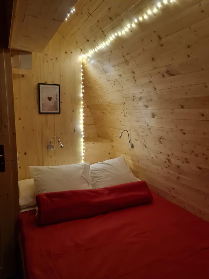 Cabane Forestière "Tipod" - Alpes-de-Haute-Provence
