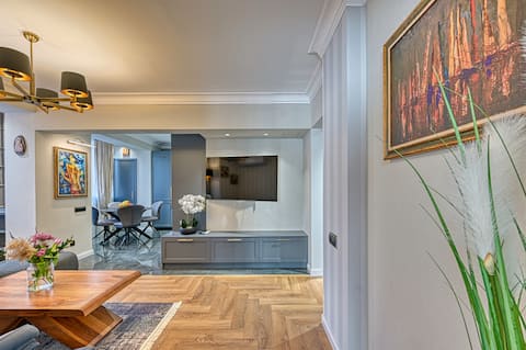 Top Airbnb: A new sense of home Free parking in Подуяне