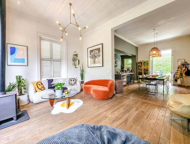 Designer House In The City gallery image 2