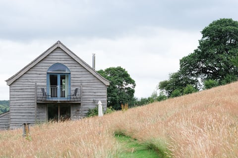 Wild Meadow Cottage