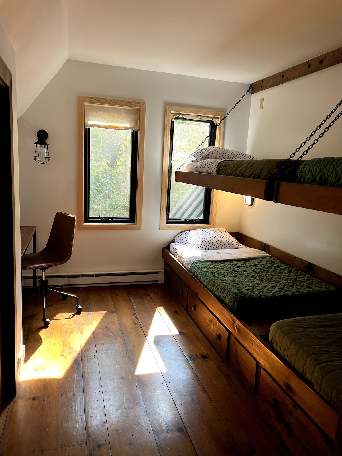 საძინებელი 1