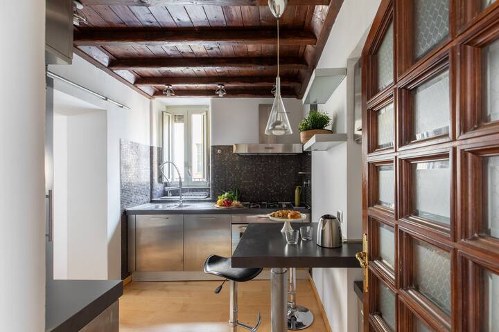 iFlat | Trevi’s Paradise gallery image 2