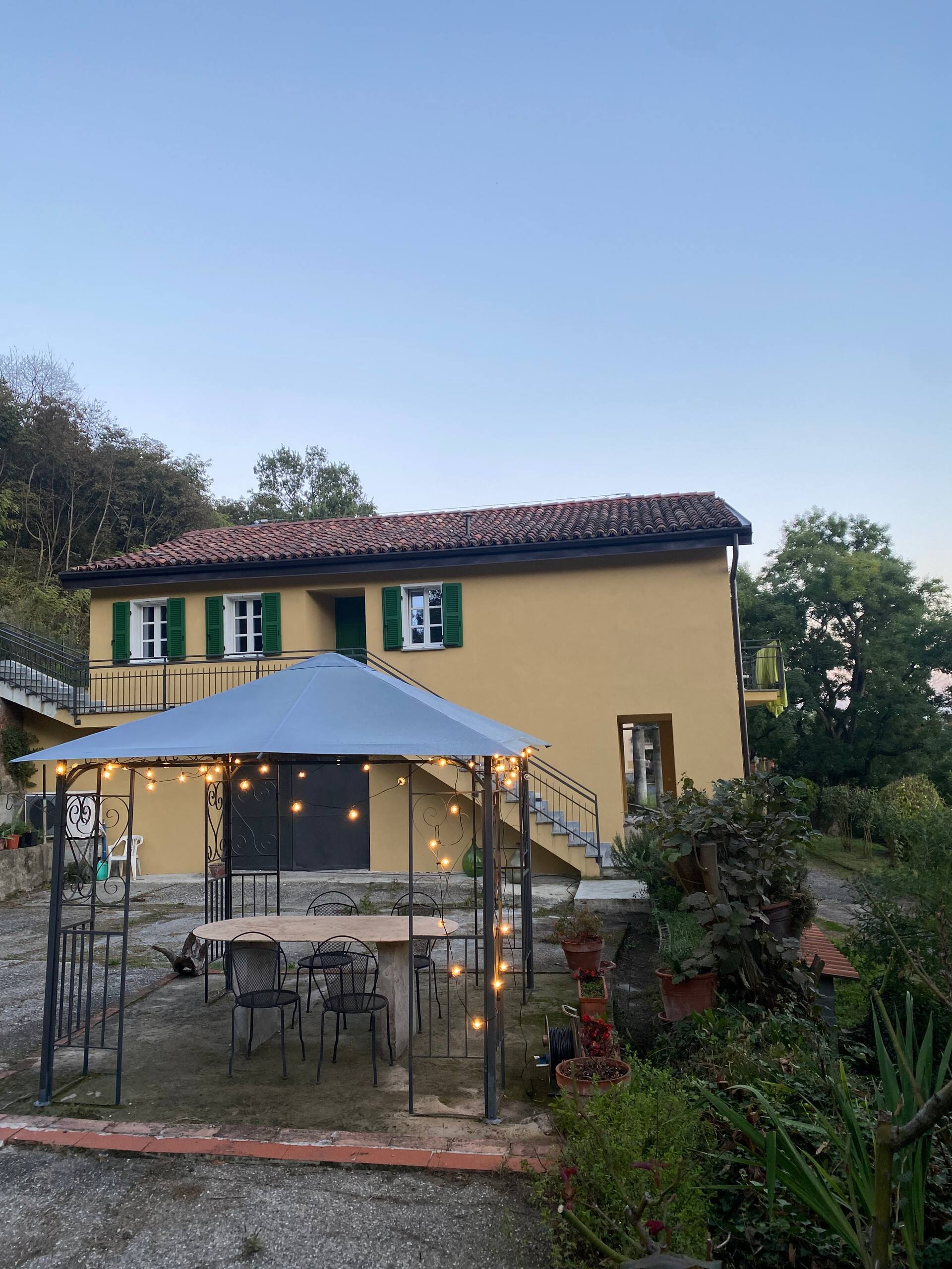 “Cerrino” House in the Vaj forest