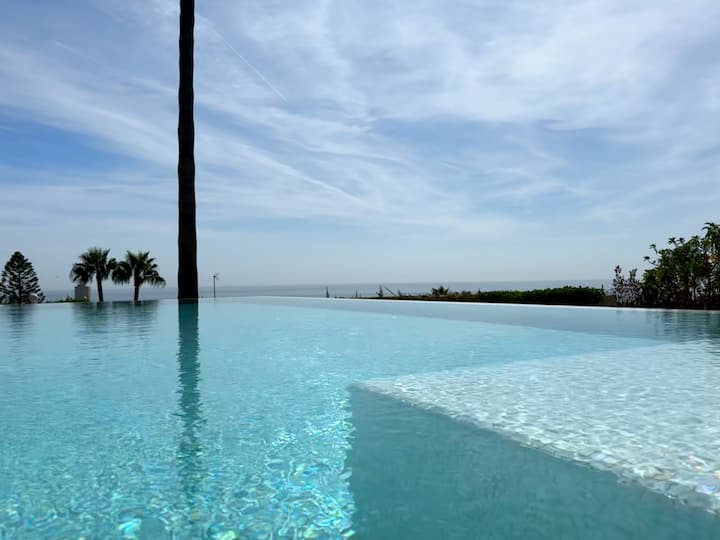 Sweet Caroline A Marbella / Elviria - Marbella
