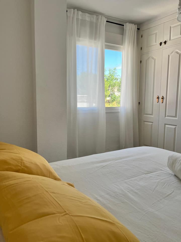 Skrinky so zásuvkami 