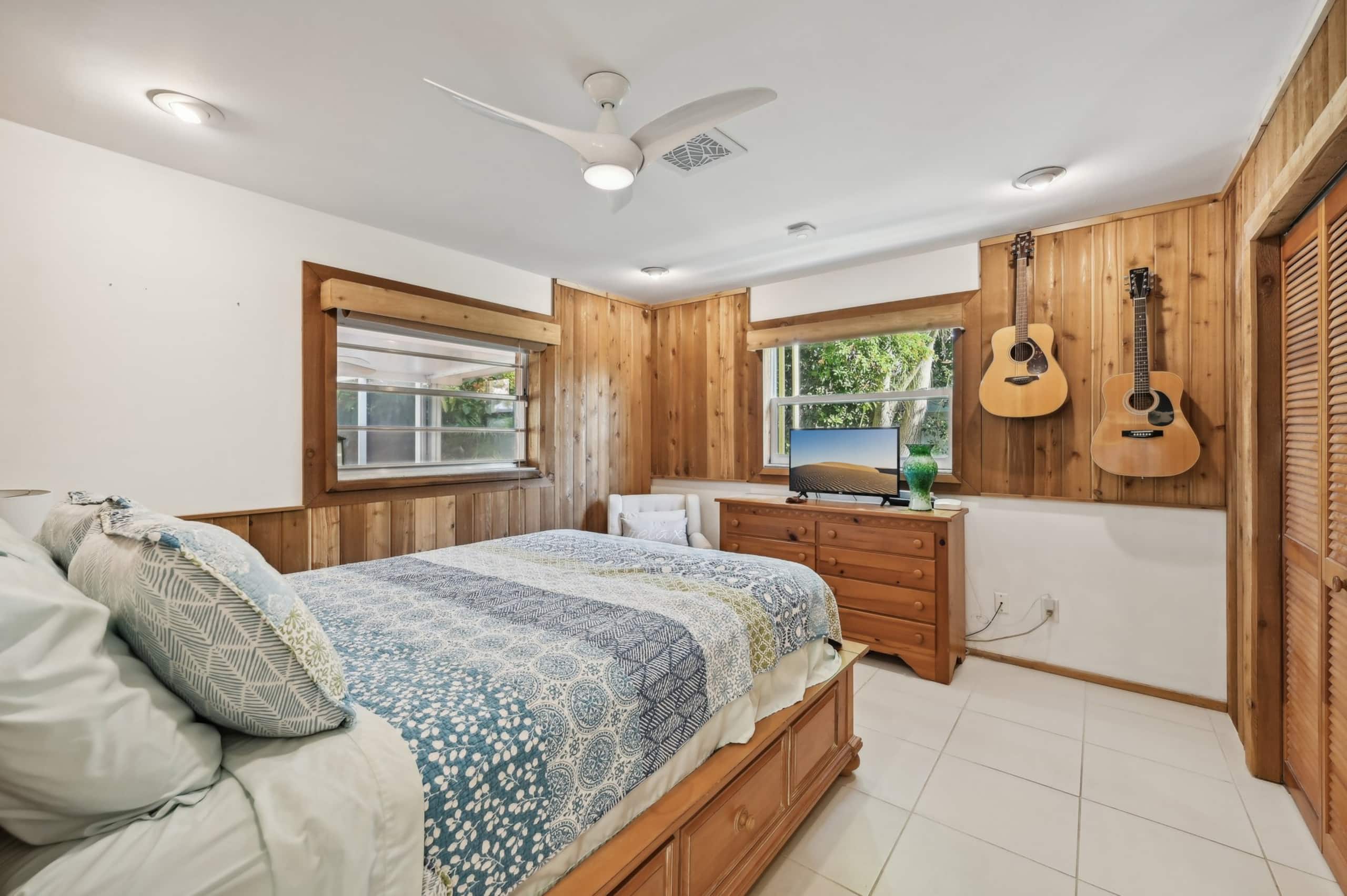 Stillwater Suite | Pool • Lakefront • 6min to Gulf - Photo 5