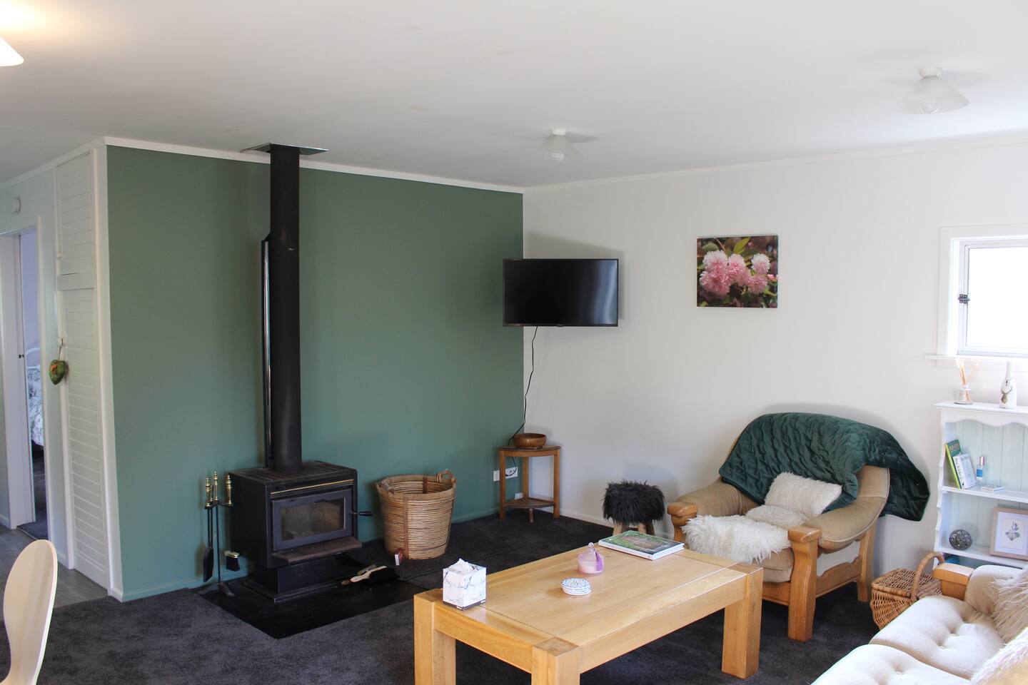 Posh Paws Cottage 5