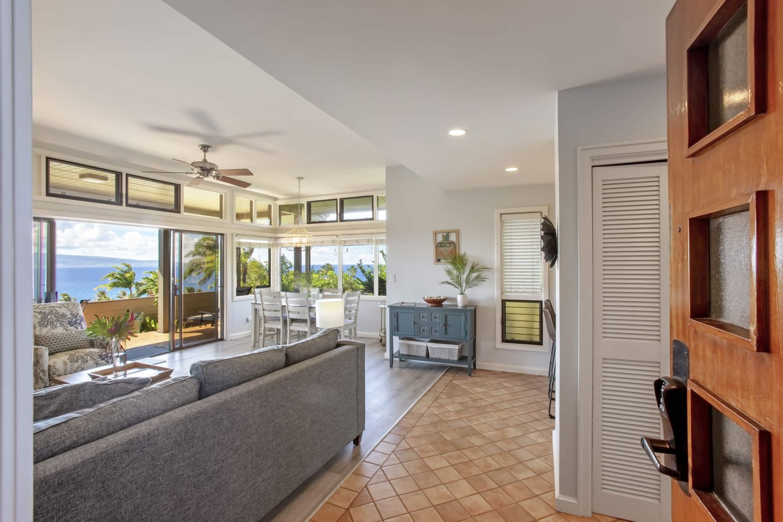Condo in Lahaina · ★5.0 · 1 bedroom · 2 beds · 2.5 baths - Image 5