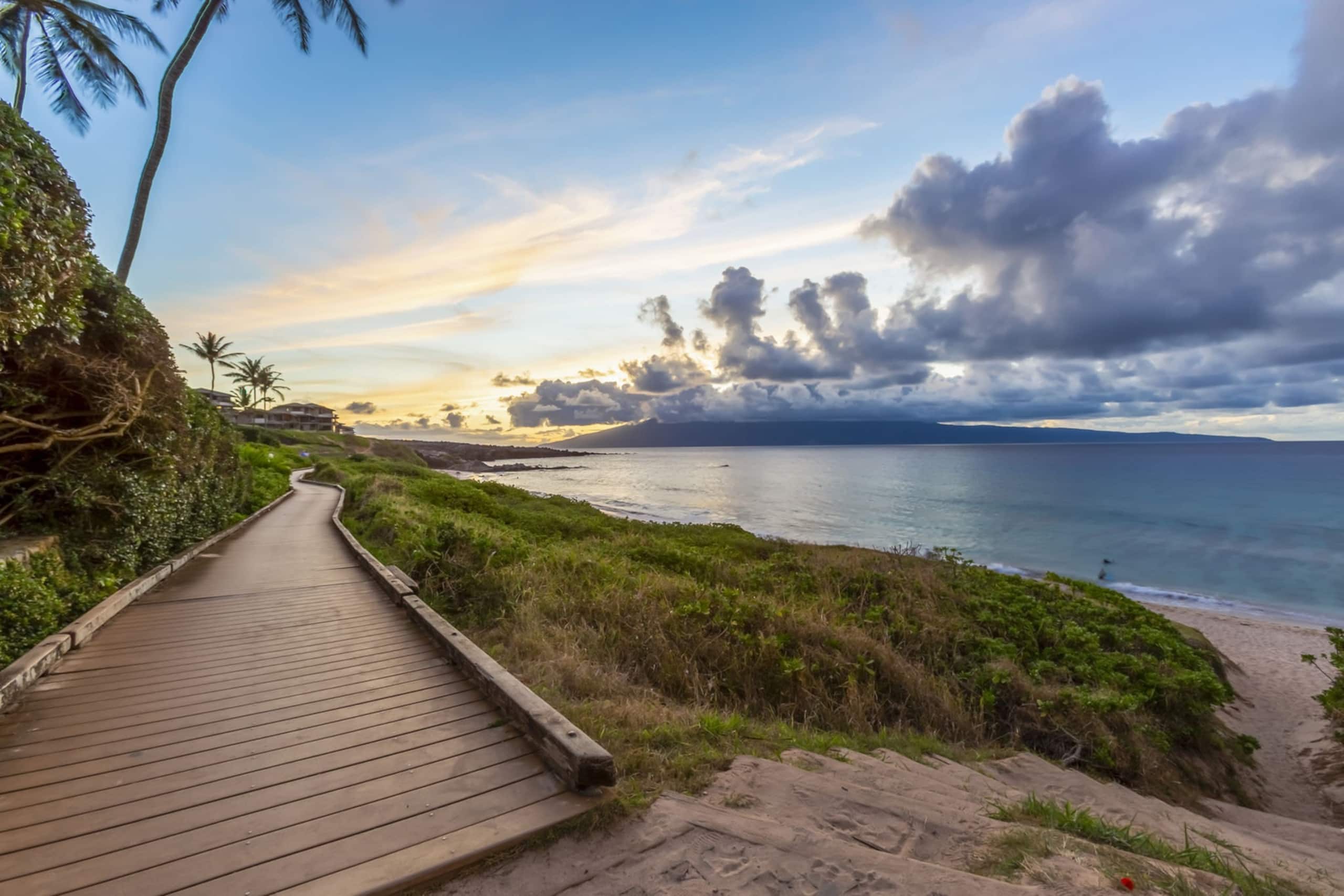 Condo in Lahaina · ★5.0 · 1 bedroom · 2 beds · 2.5 baths - Image 48