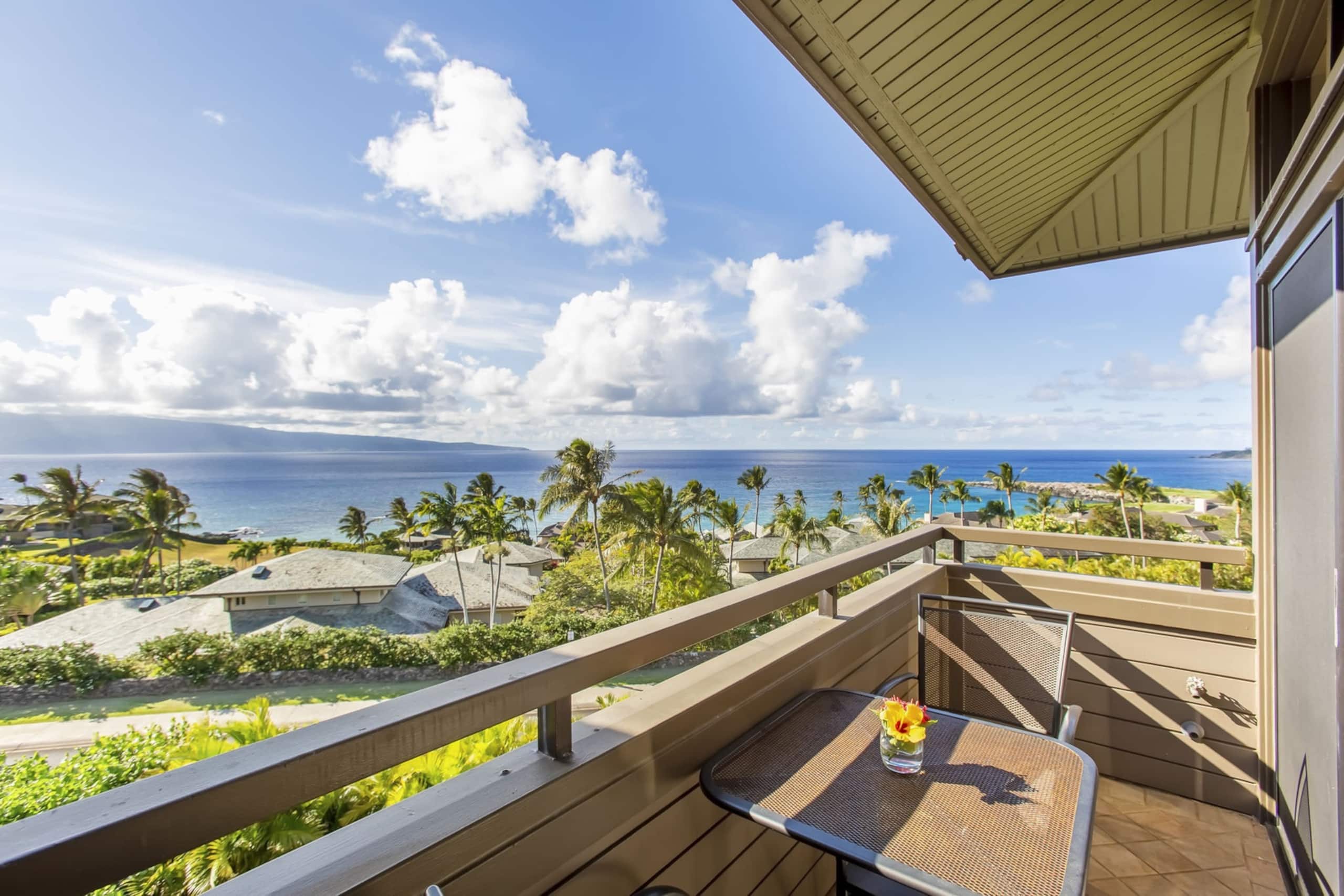 Condo in Lahaina · ★5.0 · 1 bedroom · 2 beds · 2.5 baths - Image 53