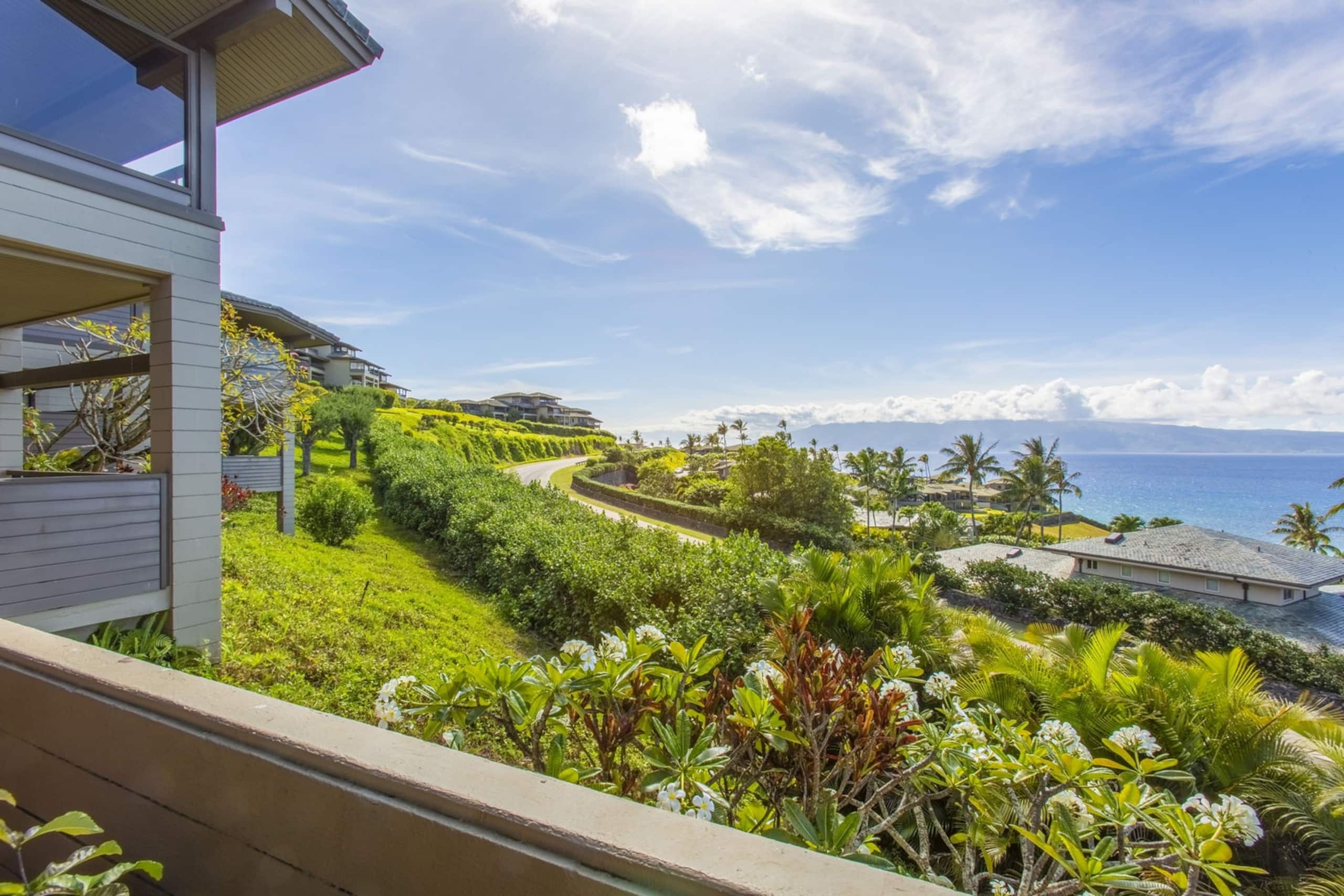 Condo in Lahaina · ★5.0 · 1 bedroom · 2 beds · 2.5 baths - Image 49