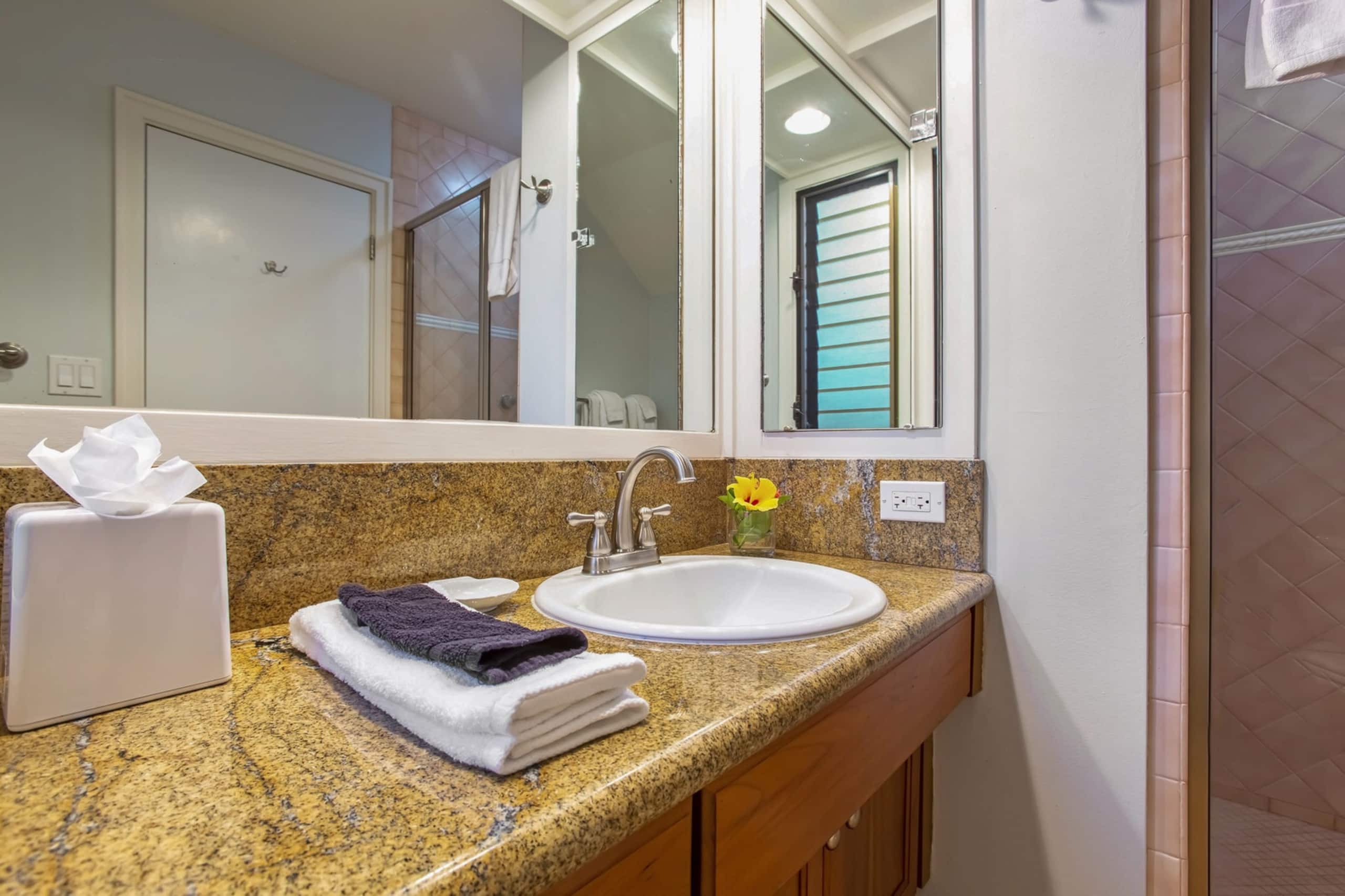 Condo in Lahaina · ★5.0 · 1 bedroom · 2 beds · 2.5 baths - Image 29