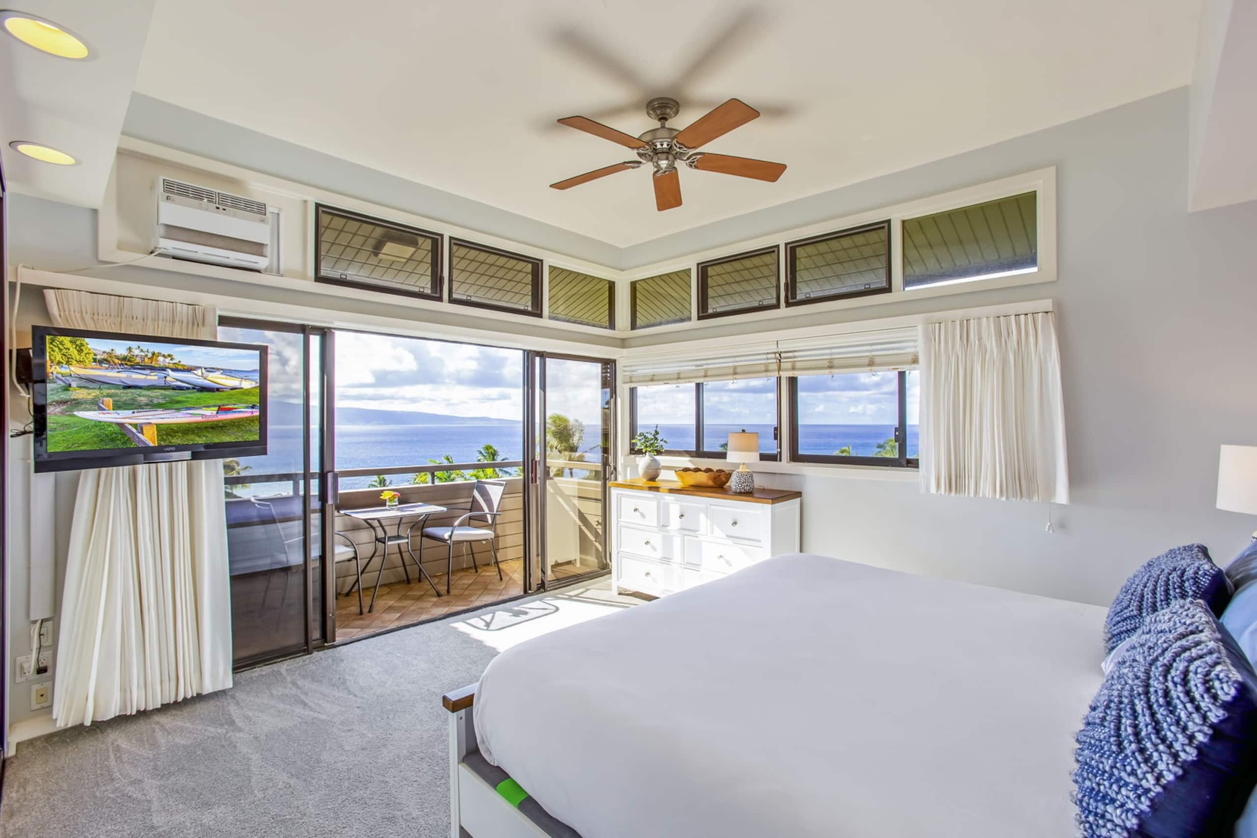 Condo in Lahaina · ★5.0 · 1 bedroom · 2 beds · 2.5 baths - Image 24