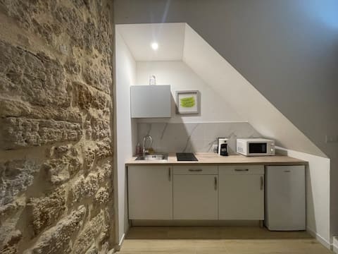 Top performing Airbnb: apartment historic center calderai suite Palermo in Palermo