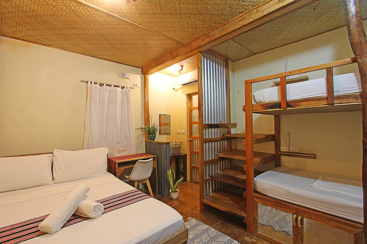 Rustic Hostel Rustic, Homey, Co Working, Family Room for 4 - Hostels for Rent in ...