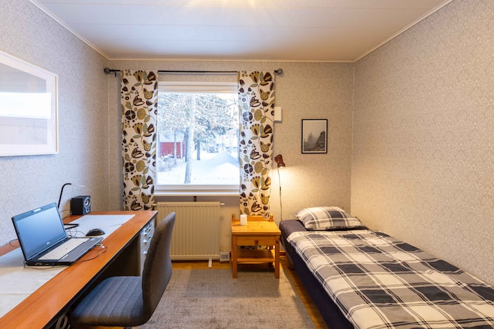 Schlafzimmer 2