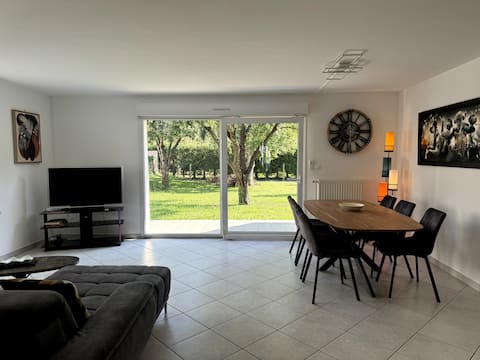 Renovated 4 Bed House near Basel