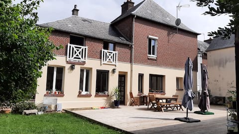 House with garden 6/7 people