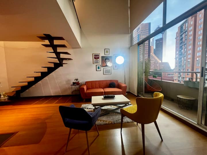 Dúplex Moderno, Cómodo Y Muy Bien Ubicado - Bogotá