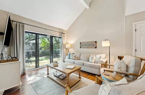 Top performing Airbnb: Young families+ snowbird winter deals-club access in Seabrook Island
