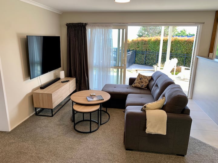 Spacious Maraetai Apartment - Maraetai