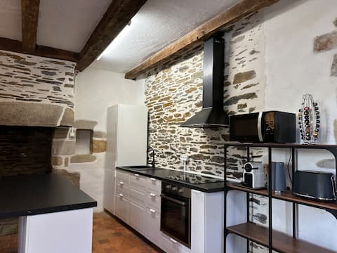 Character house – cocoon in the heart of the village