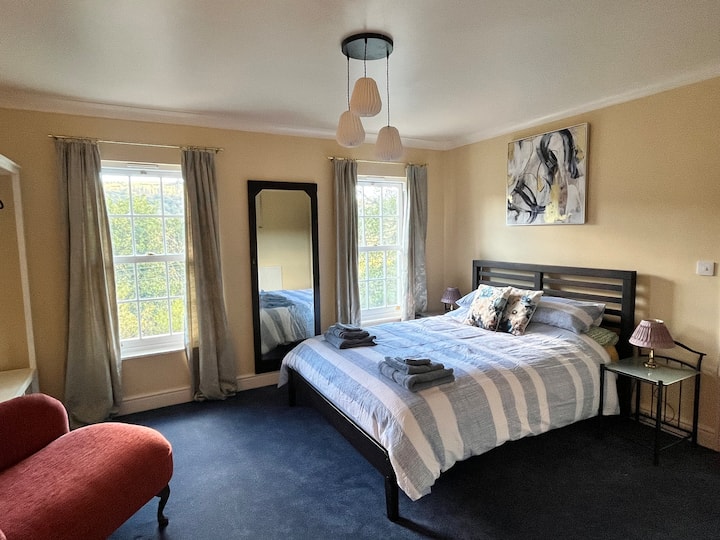 საძინებელი 1