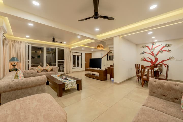 Living room image 5