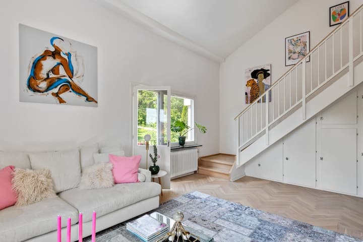Apartment- Seaview In Näsbypark - ストックホルム