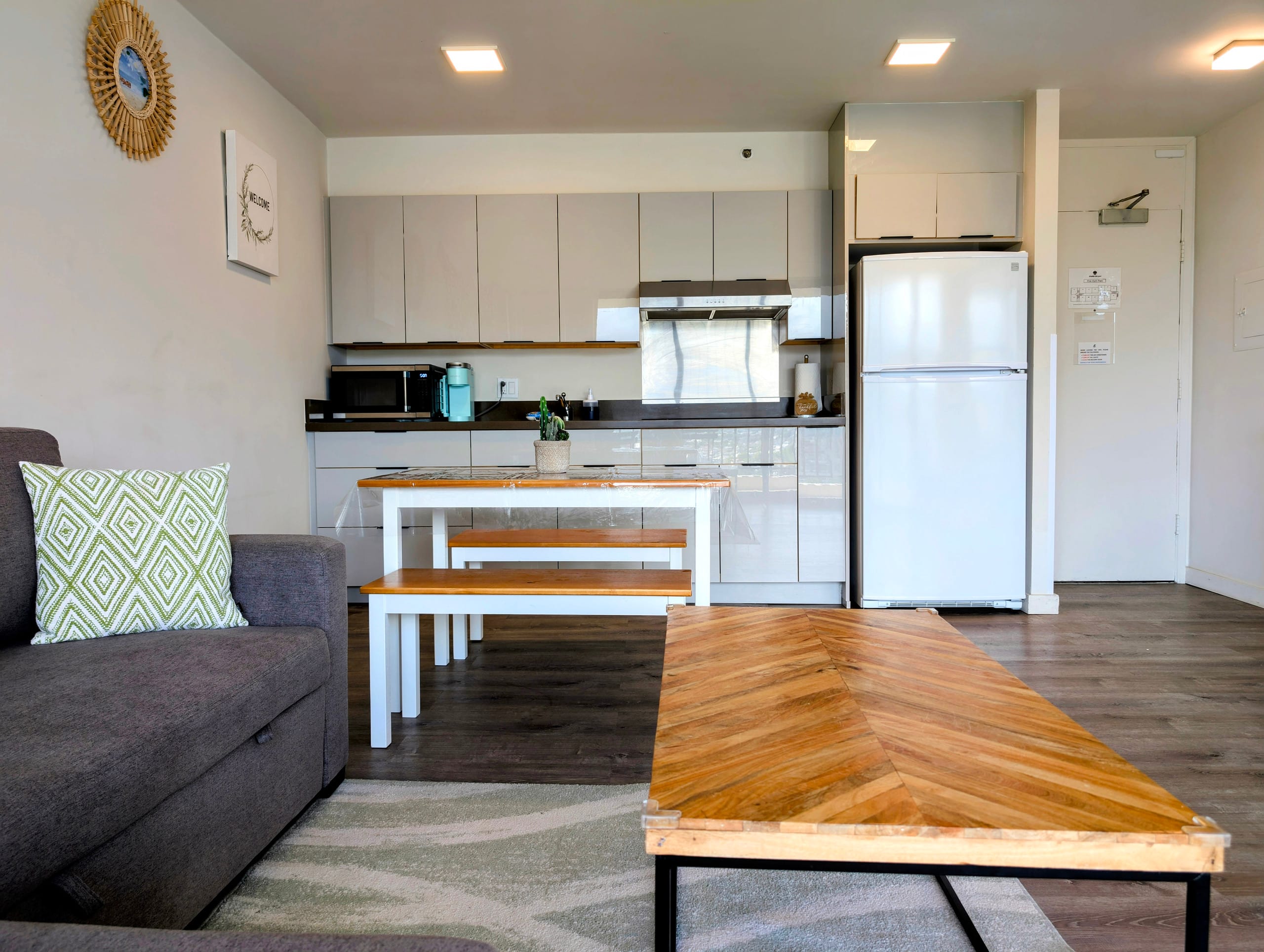Condo in Honolulu · ★4.98 · 1 bedroom · 3 beds · 1 private bath - Image 7
