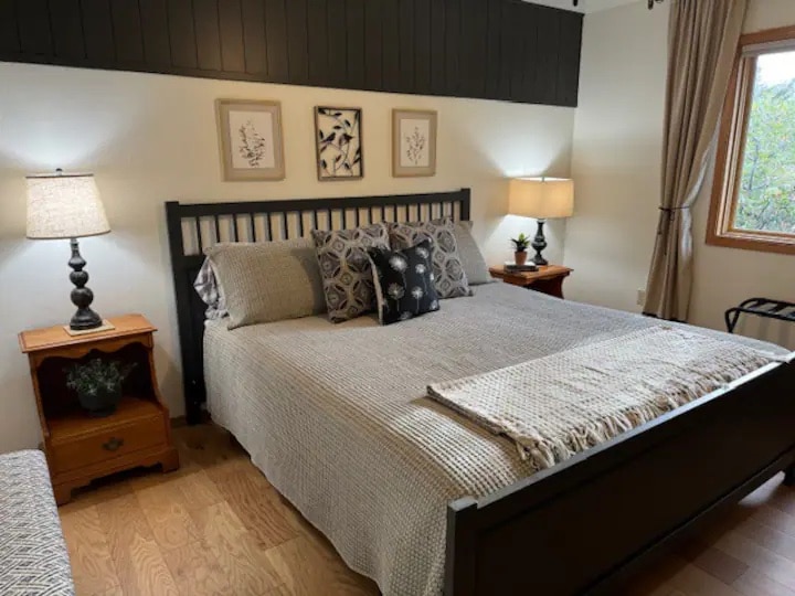 Bračni krevet (180x200)