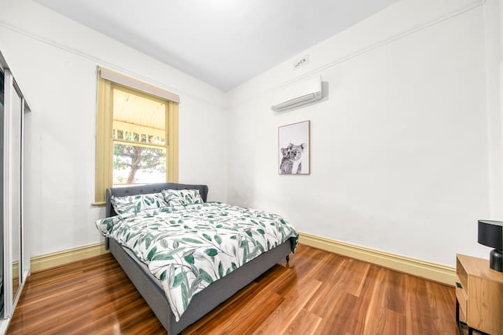 Krevat dopio "queen"