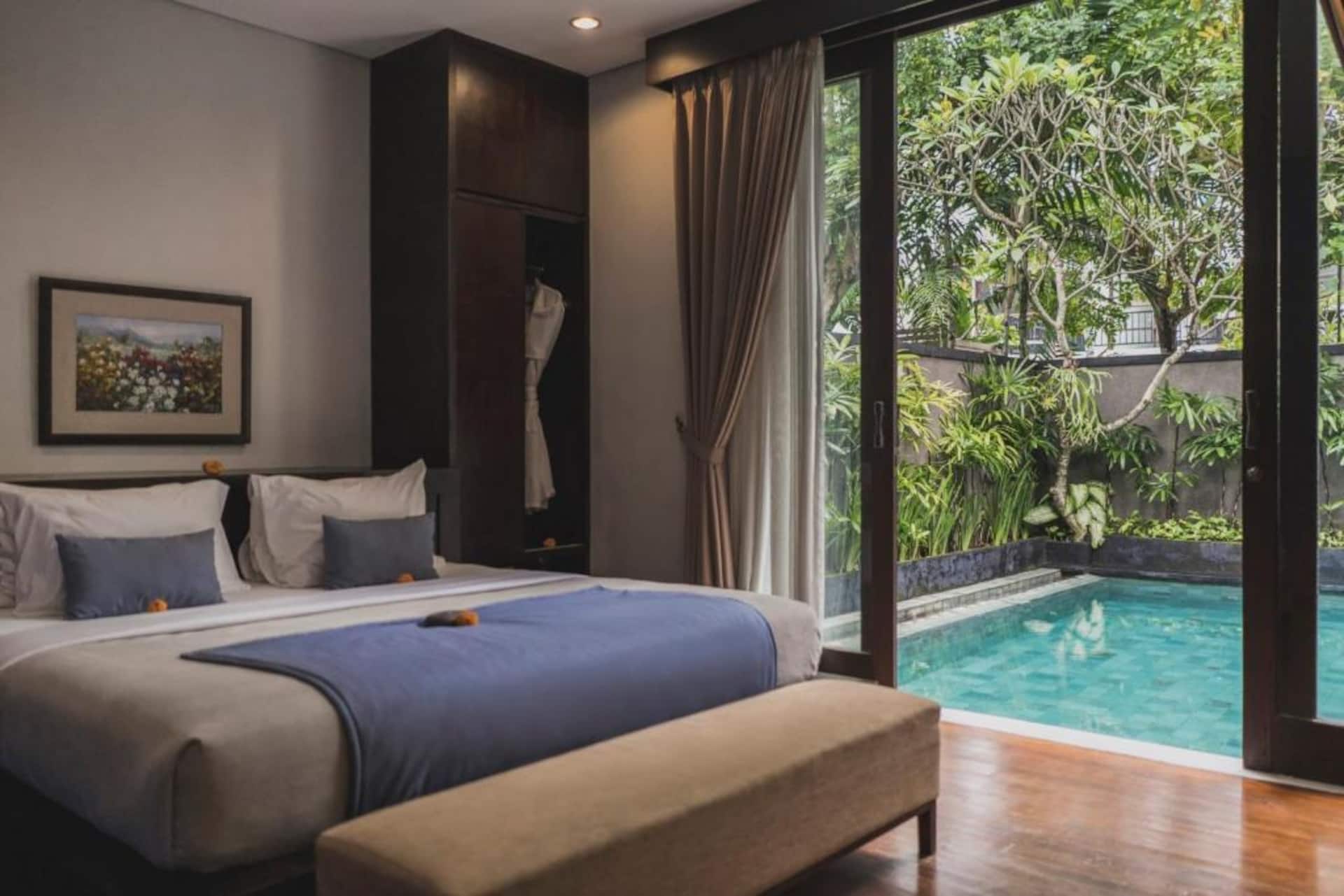 Poolside Balcony Retreat 2 Bedroom Private Villa in Canggu 3